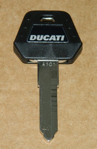 Ducati key blank - ducati, 748